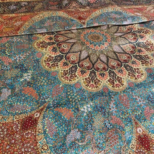 Traditional Silk Persian Rug - 14x14