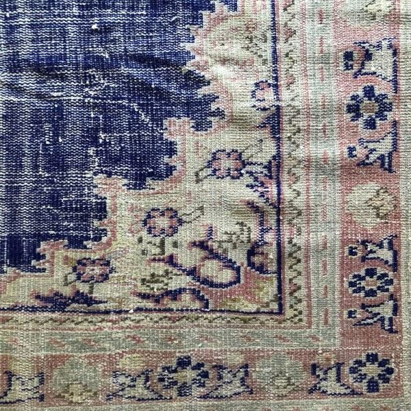 Antique Turkish Gordes Rug - 6x9