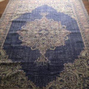 Vintage Turkish Rug - 7x10