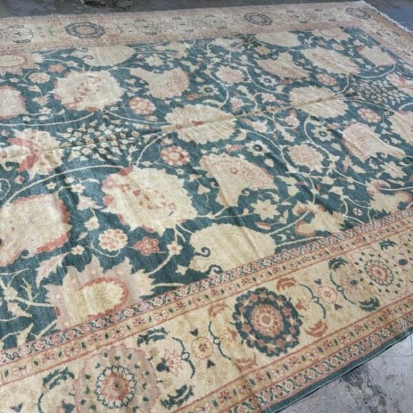 Vintage Floral Rug -10x14