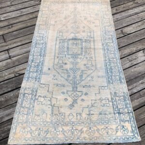 Vintage Persian Rug - 4x7