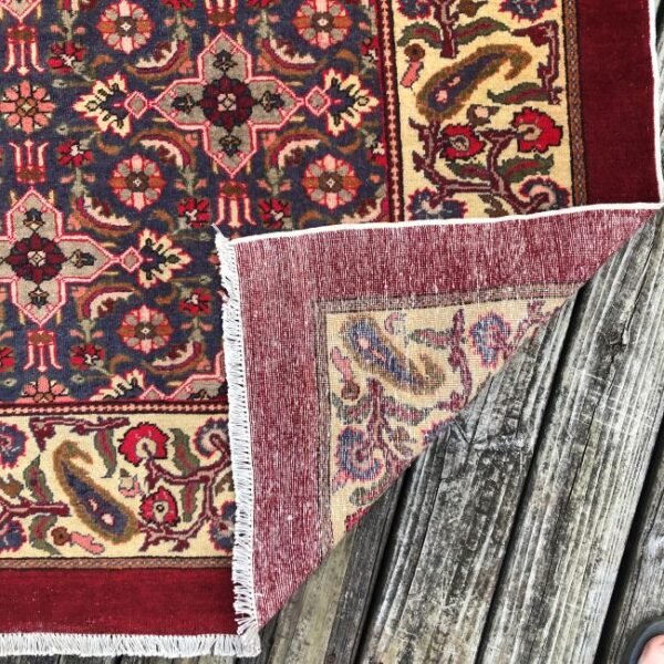 Antique Turkish Sivas Rug -7x10