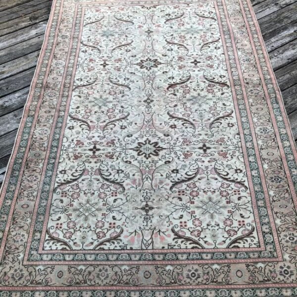 Vintage Sivas Rug -5x7