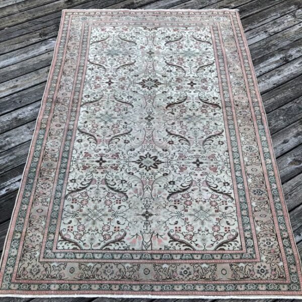 Vintage Sivas Rug -5x7