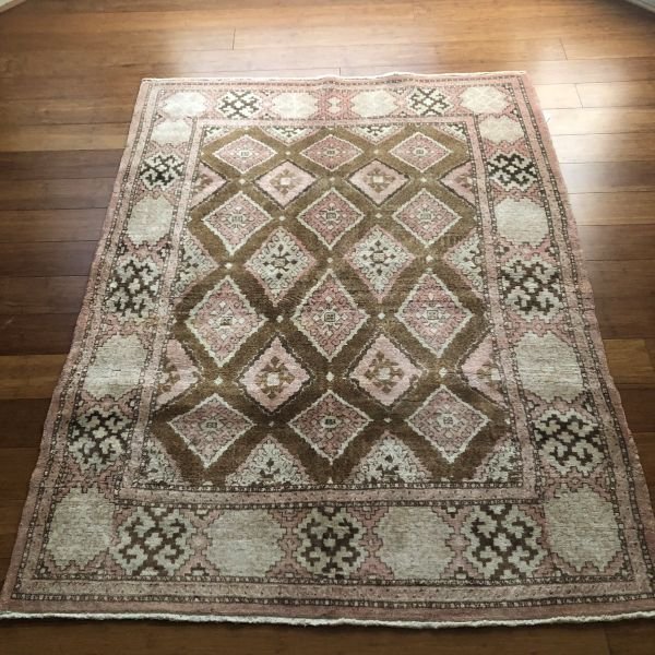 Vintage Turkish Rug | Pink & Brown Diamond Pattern | 4x6