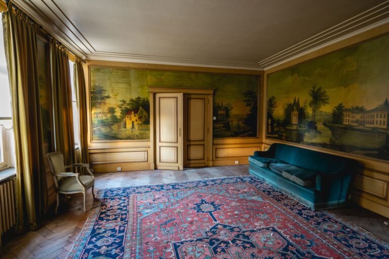 old abandoned mansion somewhere in belgium urbex