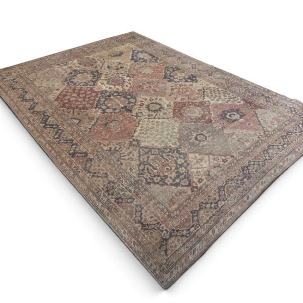Antique Gordes Rug | Soft Neutral Diamond Tile Design |  7x9