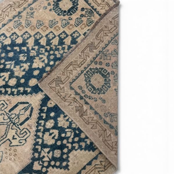Antique Qashqai Rug | Ivory Field with Blue Geometric Medallion | 3x5