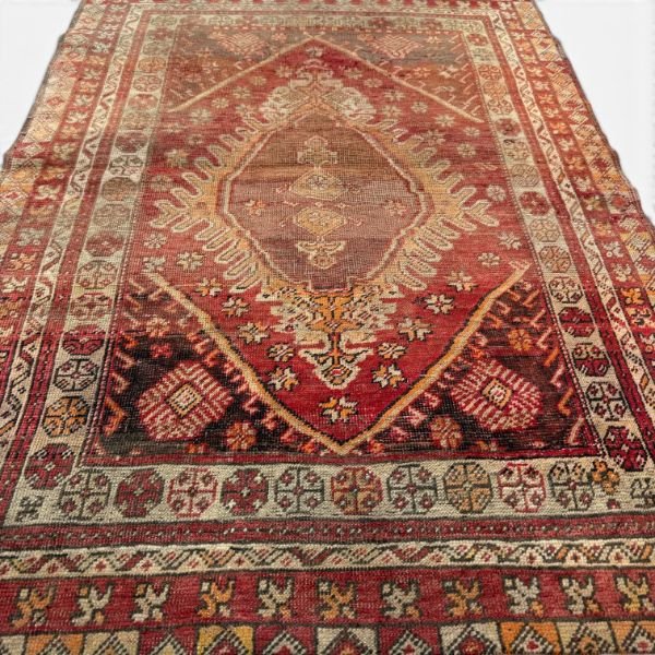 Antique Red Sivas Rug | Large Medallion Design | 3x5