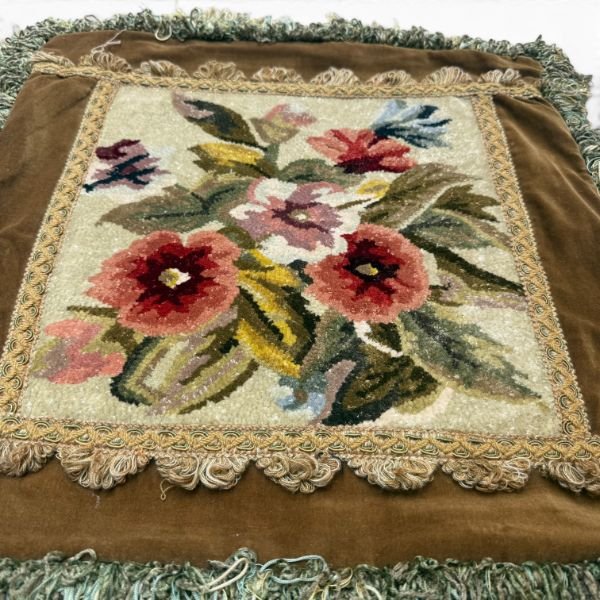 IMG_7221-Photoroom-600w Vintage Savonnerie-Style Floral Cushion Cover 18x18
