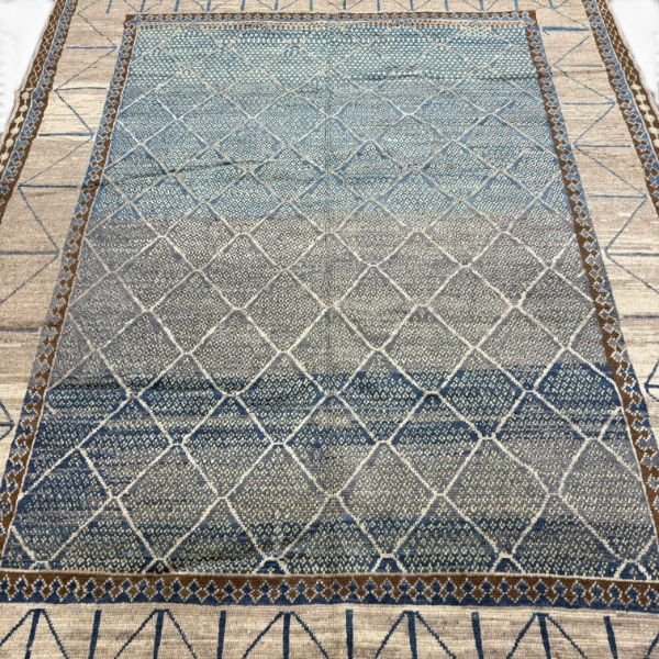 New Oushak Rug – Organic Wool, Natural Dyes & Abstract Blue and Ivory Design